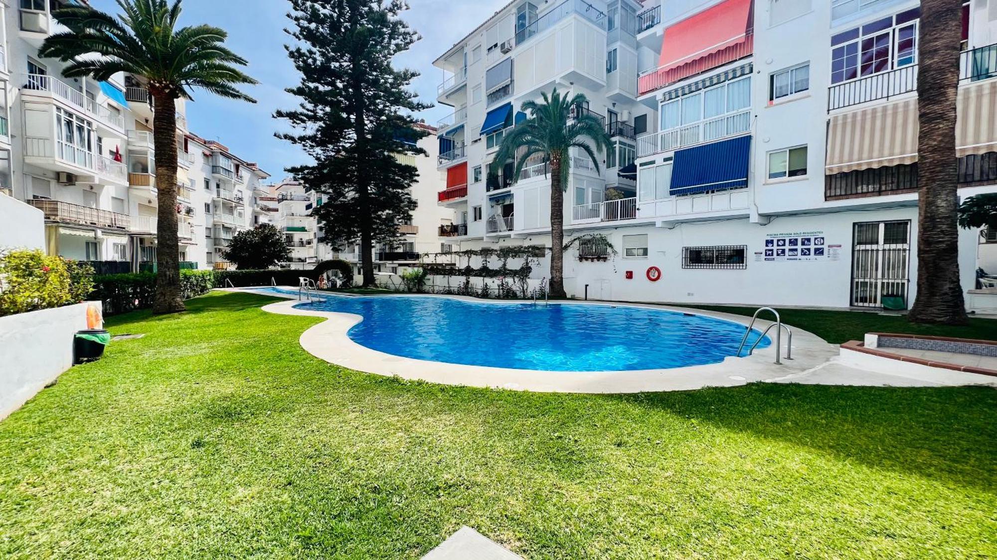Estudio Bahia En El Centro De Nerja - South Costa Esterno foto